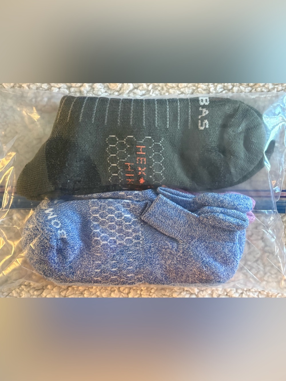 Bombas Socks 2 Women’s M & 1 Men’s L